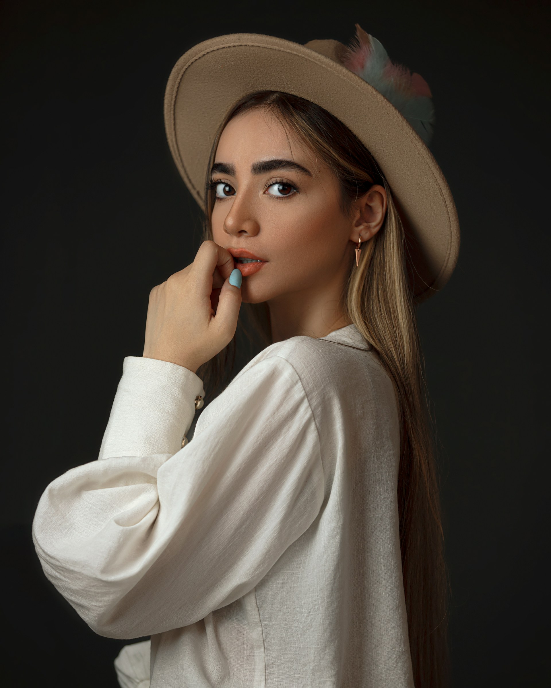 Cómo combinar colores para un look elegante
